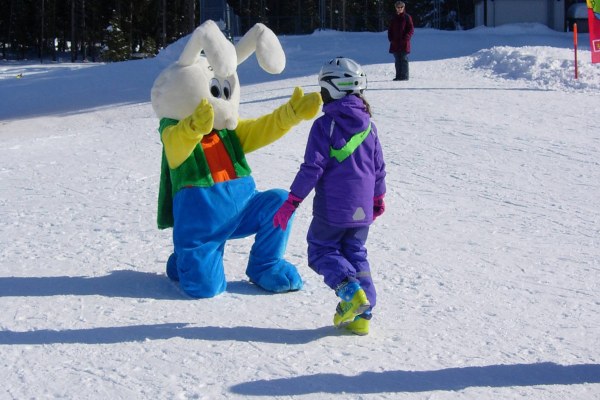 Amden Schweizer Skischule Snowli Umarmung